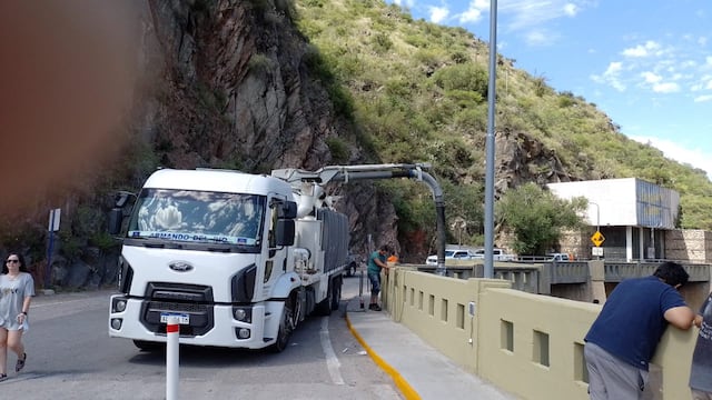 El municipio de Villa Carlos Paz realiza tareas de mitigación.