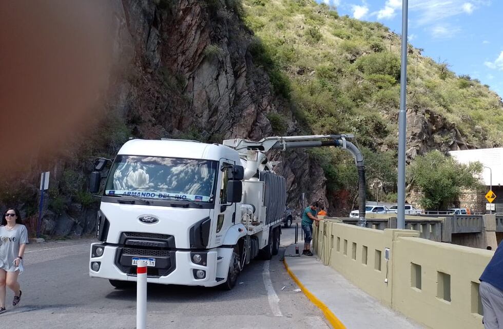 Continúan los trabajos de mitigación del Lago San Roque