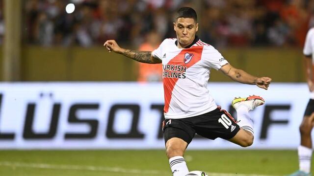 Juanfer Quintero se enojó y lo expulsaron ante Rosario Central.