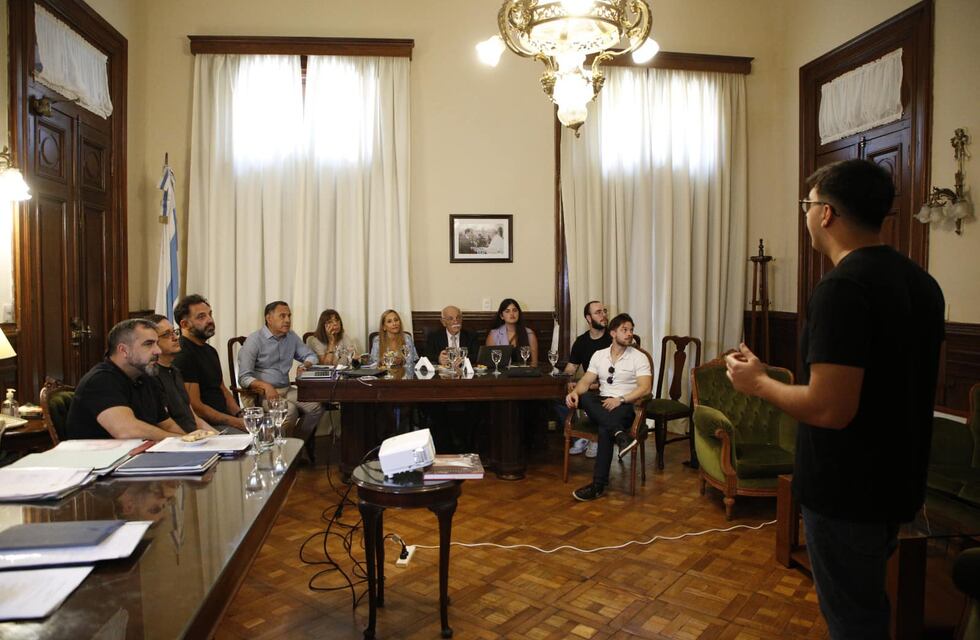 Innovación educativa en Tucumán: herramientas de programación e IA en el aula