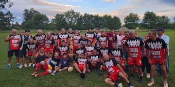 En este equipo juega el ministro de Gobierno, Regino Amado