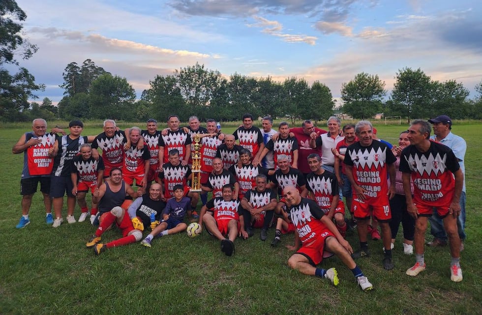 Sarmiento se consagró campeón del torneo de veterano