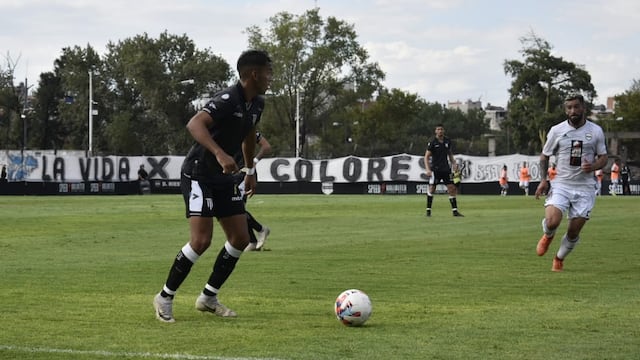 Gimnasia empató de visitante con Deportivo Riestra en un partido deslucido por la Primera Nacional.