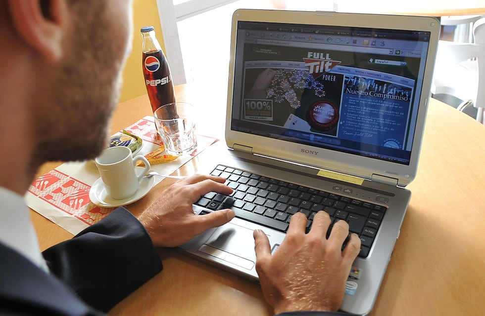 Tras la polémica, se reglamentó el juego online en Córdoba y lanzan llamado a licitación
