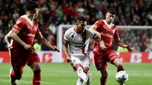 Fernando Cardozo salió en el entretiempo.