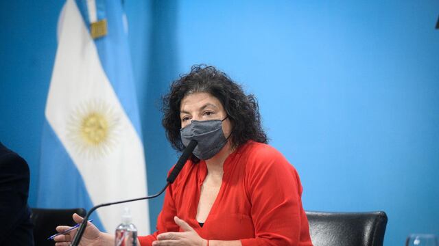 El Gobierno convocó a expertos para estudiar la combinación de vacunas contra el coronavirus.