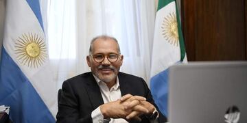El senador salió al cruce del diputado del  Frente por el Cambio.