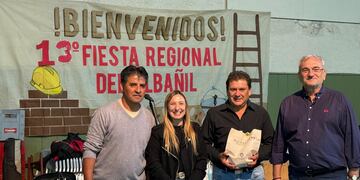 Chivallero y Calvo en la Fiesta Regional del Albañil