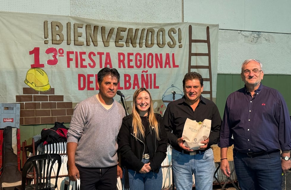 Calvo y Chivallero estuvieron en el CRAR y en la 13° fiesta regional del albañil en Rafaela