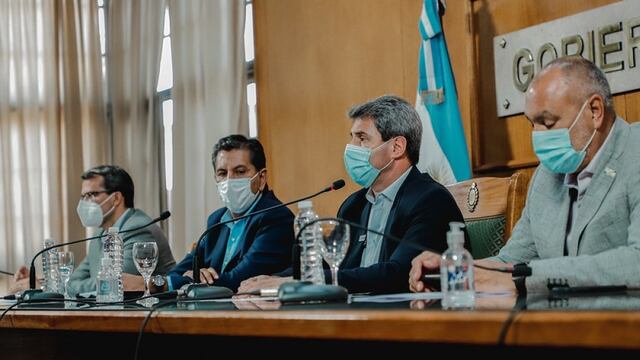 De la conferencia de prensa participaron Carlos Munisaga, Fabian Aballay, Sergio Uñac y Julio Ortiz Andino.