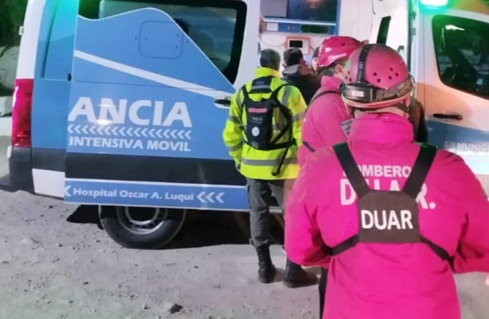 Rescate nocturno en el Cerro Uritorco: una pareja de Buenos Aires perdida en la montaña