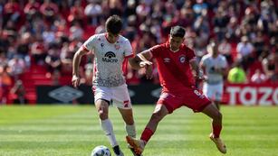Instituto iguala sin goles al final de la primera etapa.
