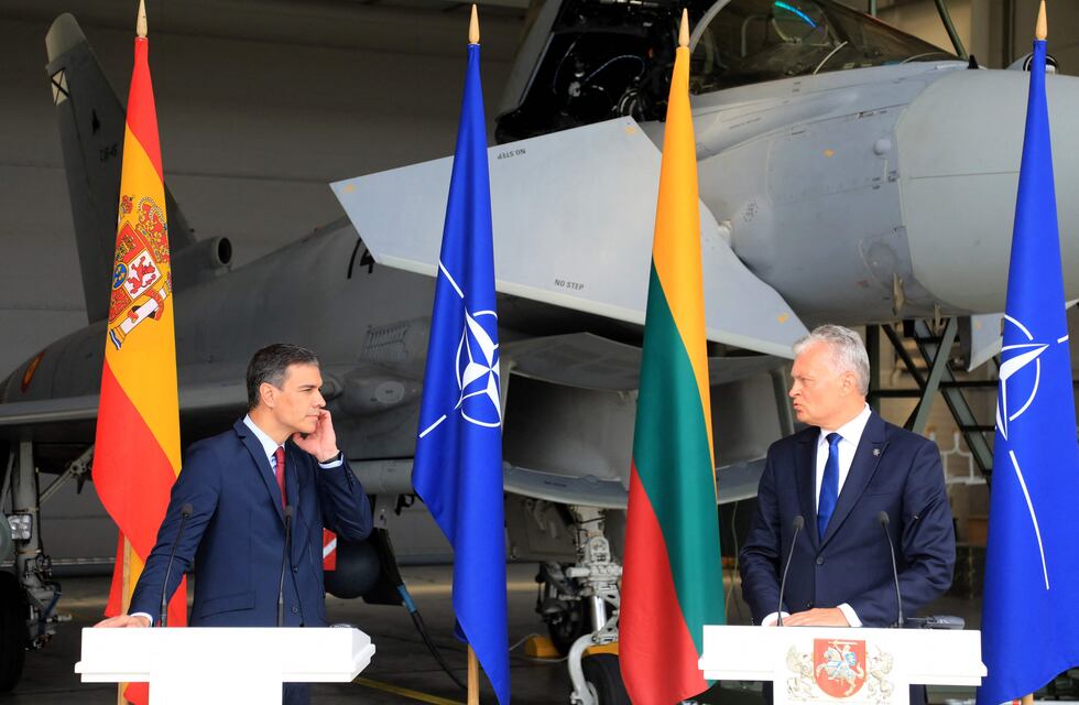 Pedro Sánchez fue evacuado de una conferencia en Lituania por un posible ataque aéreo ruso