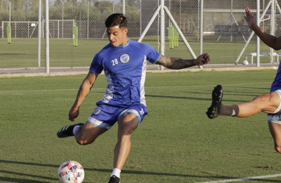 Godoy Cruz y Talleres se enfrentarán este martes y hubo bromas de clásico en las redes