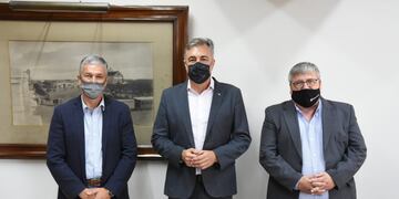 Jorge Muriel, el Intendente Luis Castellano y Marcelo Muriel
