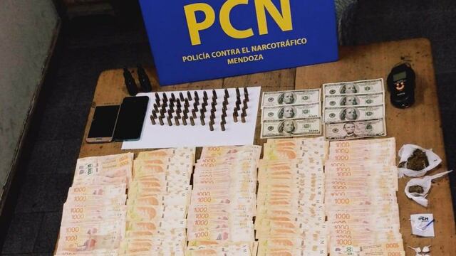 La droga y el dinero secuestrado.