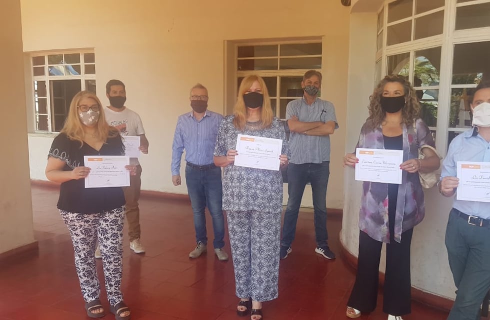 Rosana Stipisich, la carlospacense que cautivó con su novela “De amor y sal”