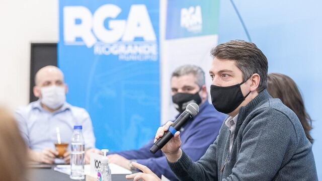 El intendente Martín Pérez anunció el programa “Reciclá y Viajá”