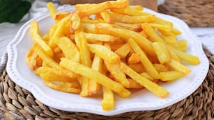 Cómo preparar papas fritas super crujientes con freidora de aire en muy pocos pasos