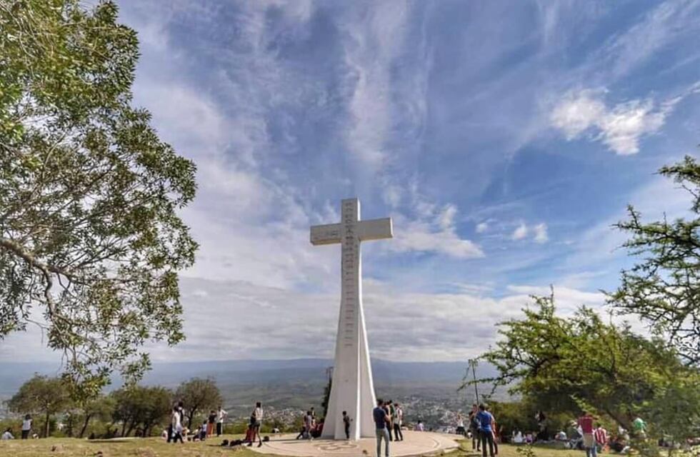 Semana Santa en Carlos Paz: nuevo horario de ascenso al Cerro La Cruz y sin visitas guiadas