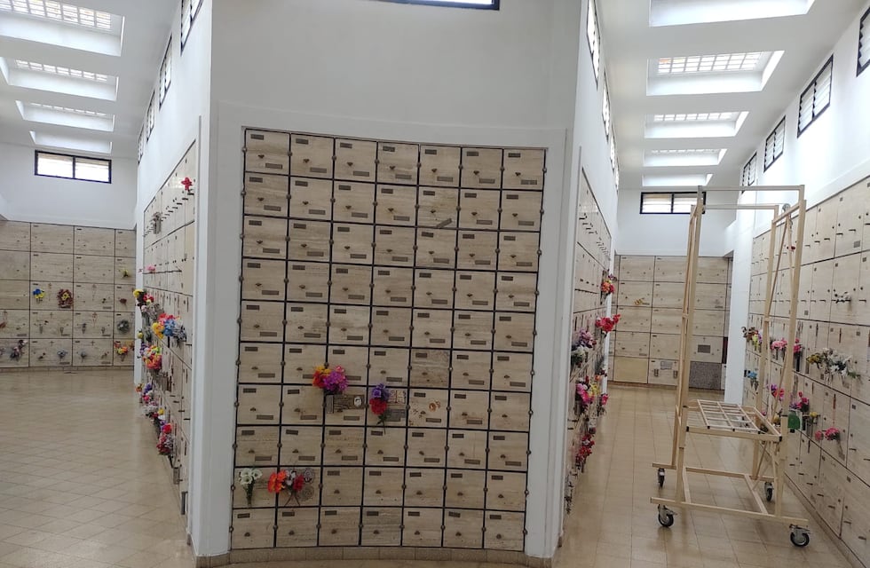 La Armada realizó el mantenimiento interno del panteón Naval en el cementerio de Punta Alta