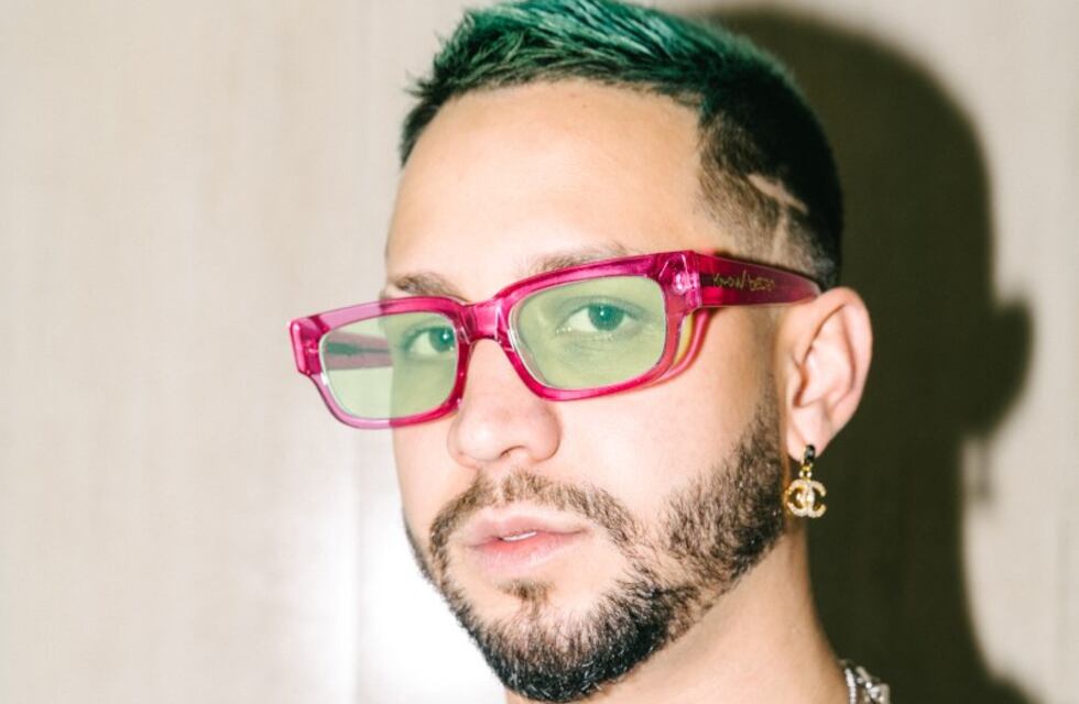 Mora lanzó su álbum “Microdosis”