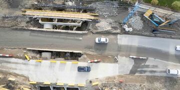 Ushuaia: habilitaron el nuevo puente sobre el Arroyo Grande en la avenida Perito Moreno