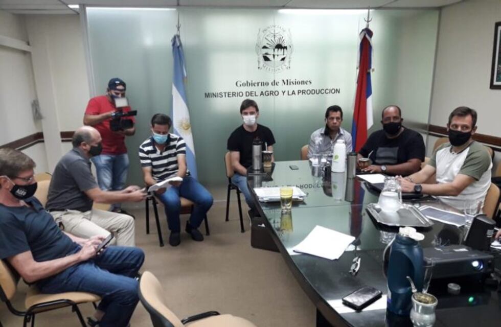 Tras casi dos meses de negociación, acordaron aumento del 44% en el precio del tabaco