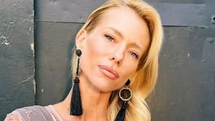 Nicole Neumann se consagró como la reina del verano y marcó tendencia con un traje de baño estilo batik