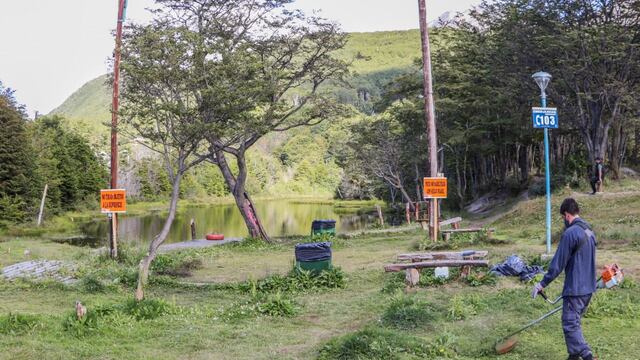 Se está trabajando en el lugar para comenzar con la construcción del SUM.