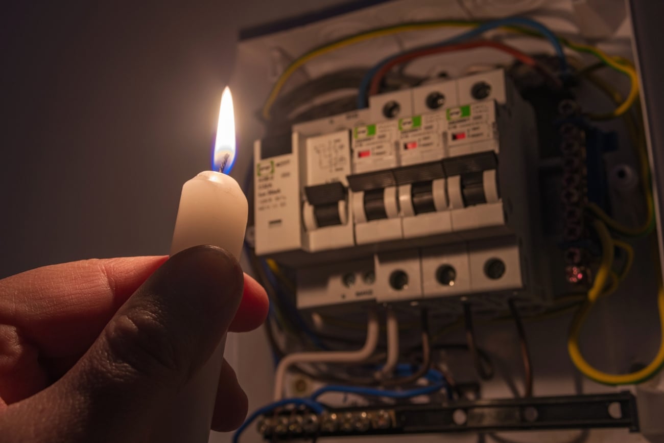 Cortes de luz. (Web)