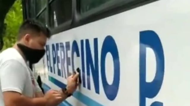 Acondicionando el transporte urbano que conectará a los barrios entre sí (Facebook)