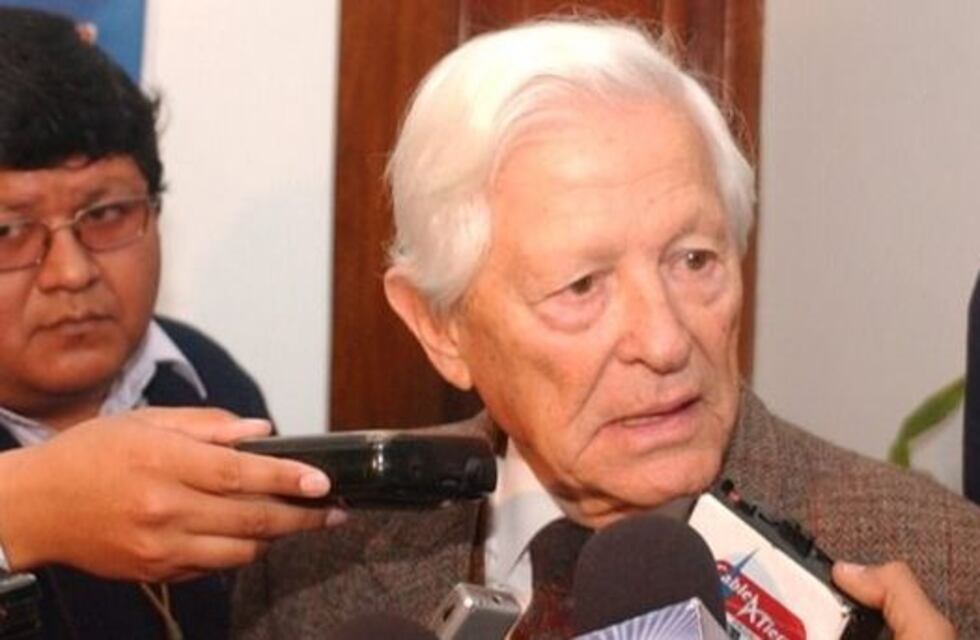Murió el exgobernador de Salta, Roberto Ulloa