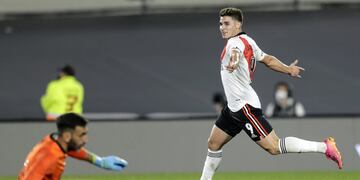 Julián Álvarez, la figura del torneo, quiere llevar a River al título. (Fotobaires)