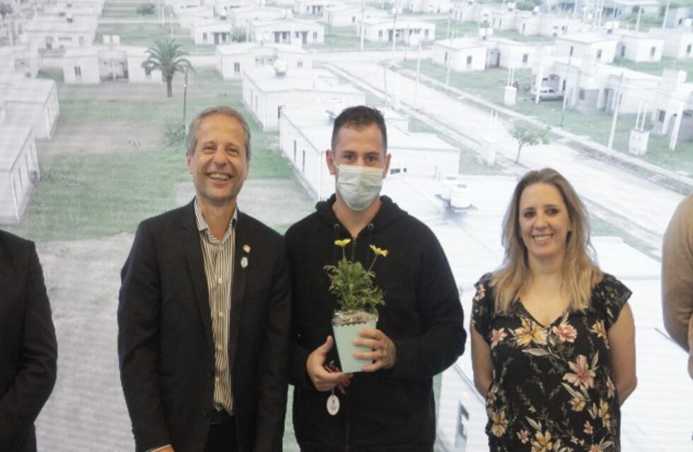 Entregaron 28 viviendas del programa Procrear en barrio La Milka