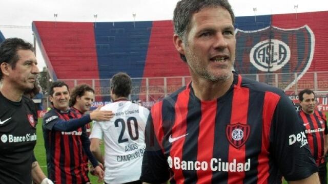 Fernando Galetto, en un homenaje del San Lorenzo campeón. También se lució en Talleres.
