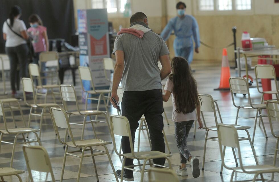 Vacunación en Córdoba: el 57% de la población cuenta con ambas dosis