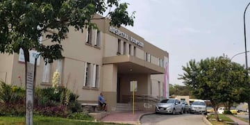 Fachada del Hospital Rawson, en Córdoba capital.