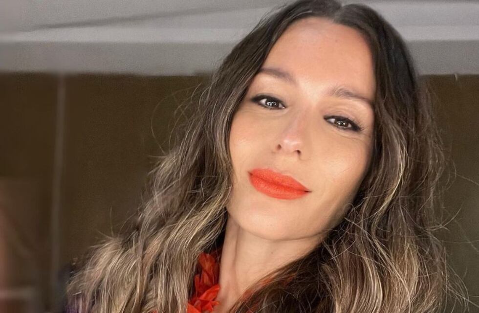 La actitud de Pampita con una mamá del colegio de sus hijos por filtrar fotos de su familia