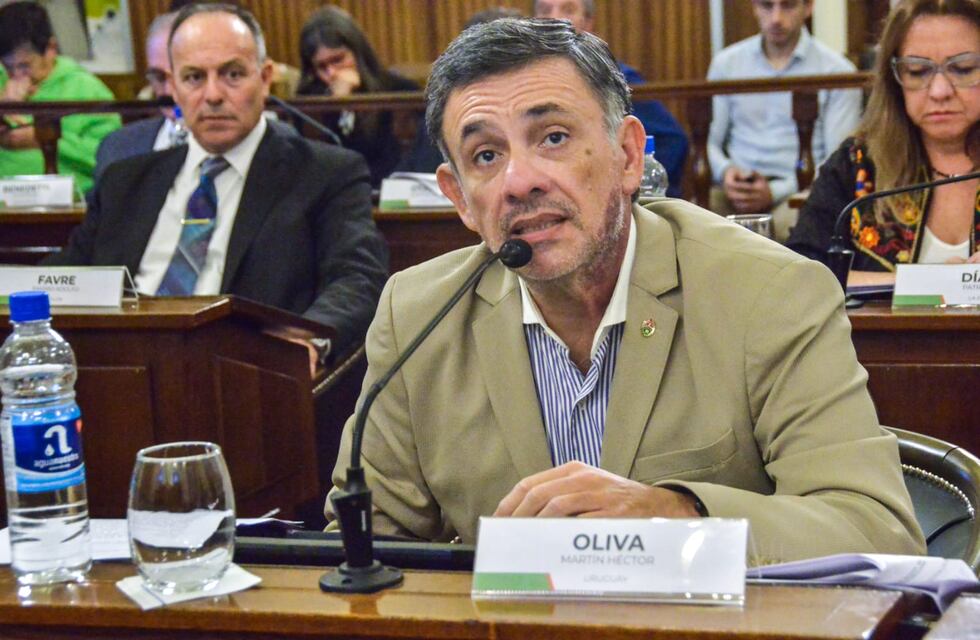 “Nada en Entre Ríos se construye desde la imposición”, afirmó Oliva