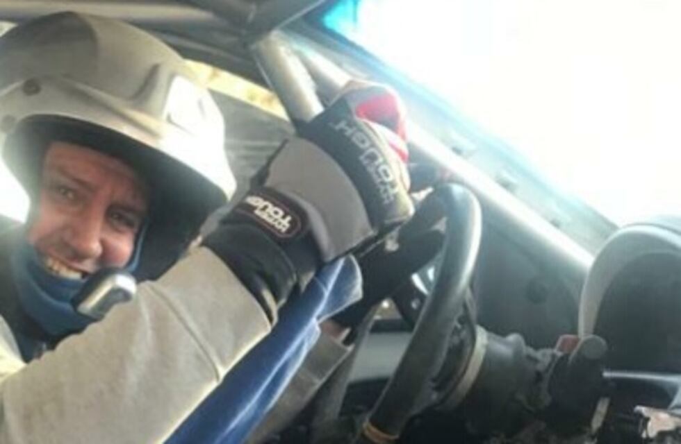Cumple el sueño de correr en rally y Gabriel Raies lo felicitó