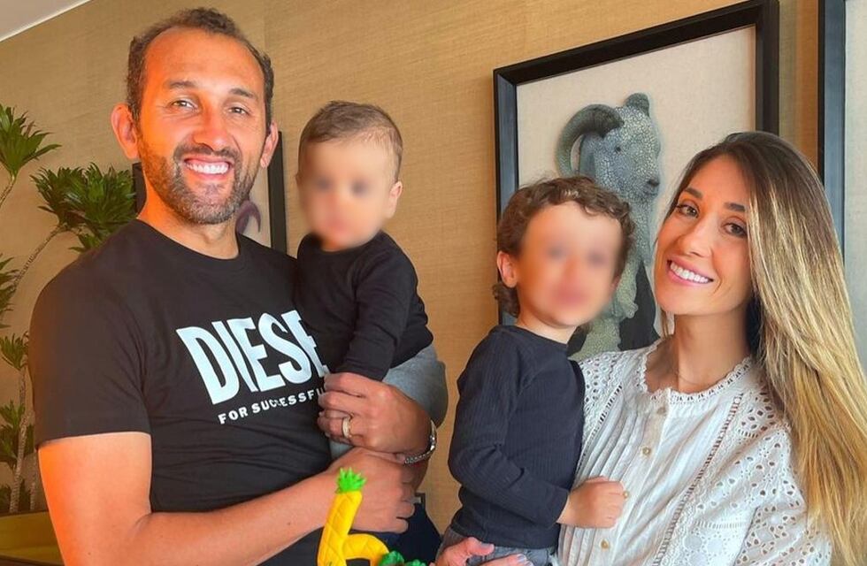 El cordobés Hernán Barcos y un emotivo gesto con la niñera de su hijos: “Tiene cuatro hijos y vive en una casa de madera”