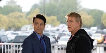Ralph Maccio y William Zabka son los protagonistas de "Cobra Kai", la serie que revivió a la franquicia "Karate Kid" (CURTIS BONDS BAKER/NETFLIX).