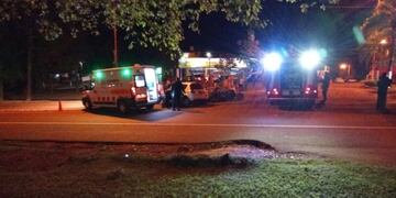 Un auto de colección sin VTV vigente protagonizó un accidente vial.
