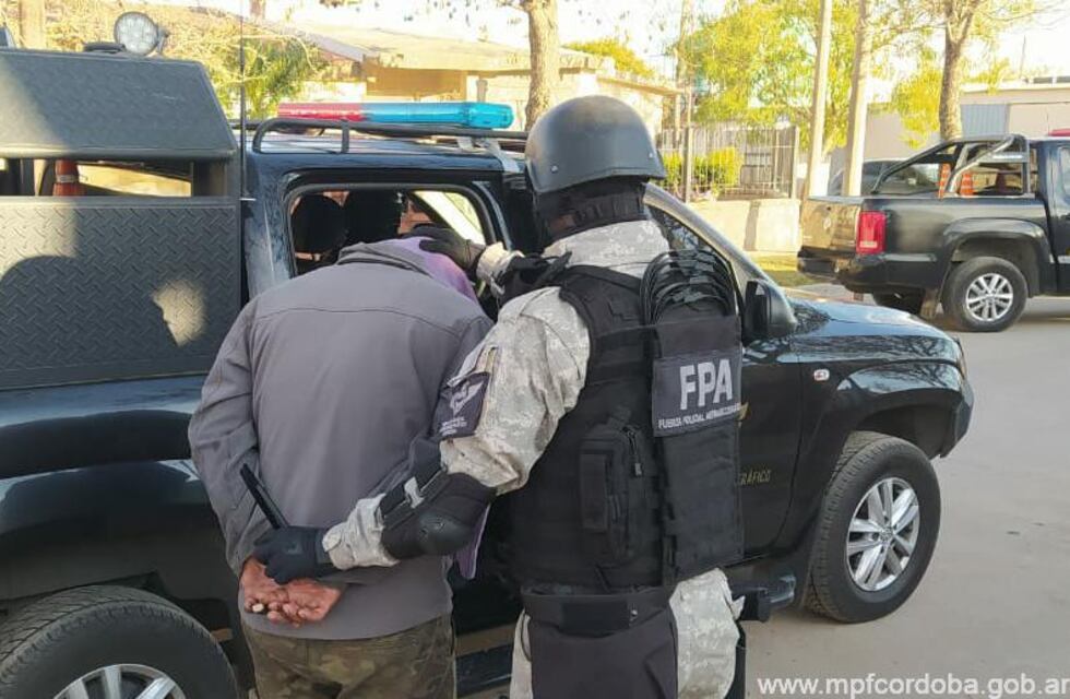 Dos hombres con frondosos antecedentes fueron detenidos por la FPA en Arroyito
