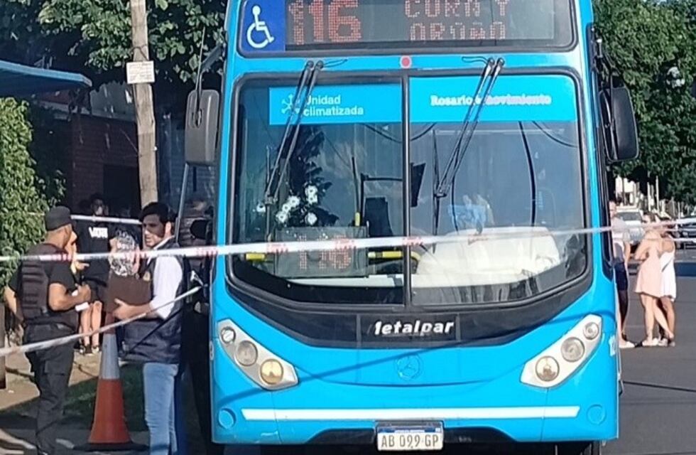 Asesinaron a un chofer a balazos y hay paro de colectivos por tiempo indeterminado en Rosario