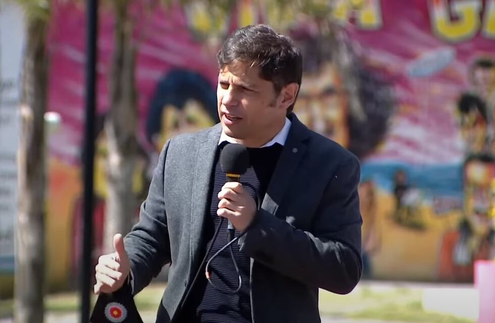 Kicillof defendió los viajes de egresados gratis y aseguró que se los critican por “porteñocentrismo”