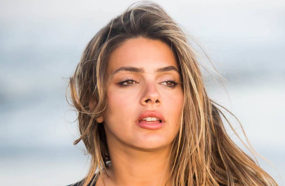 Natalie Pérez cautivó con una microbikini fucsia y se llevó todos los piropos en Instagram