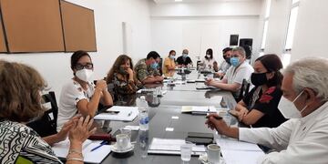 Este jueves comienza la vacunación a los docentes en Santiago del Estero