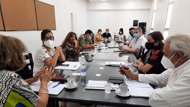 Este jueves comienza la vacunación a los docentes en Santiago del Estero